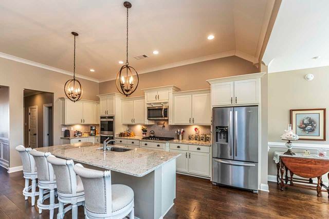 354 GEORGE ELLIS DR, Munford, TN 38058