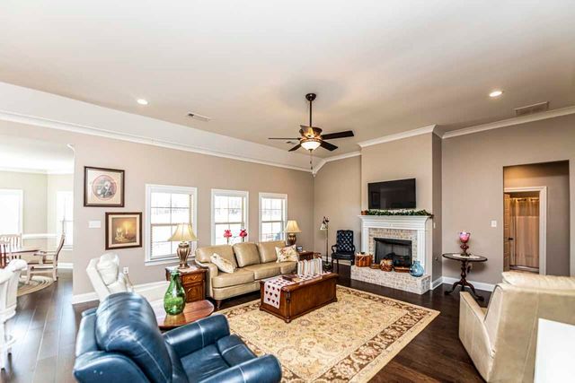 354 GEORGE ELLIS DR, Munford, TN 38058