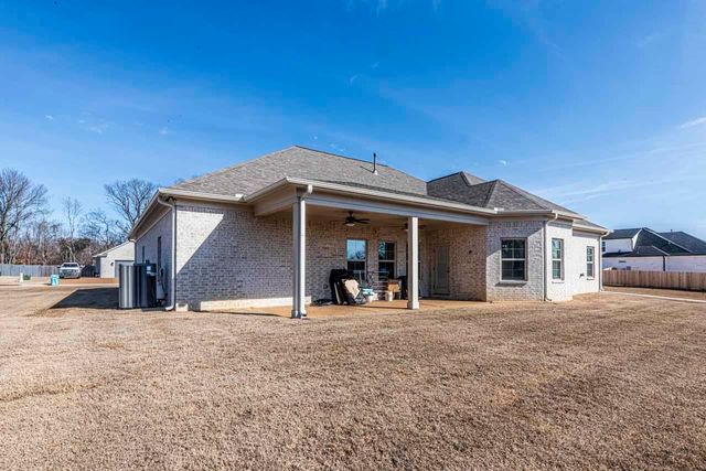 354 GEORGE ELLIS DR, Munford, TN 38058