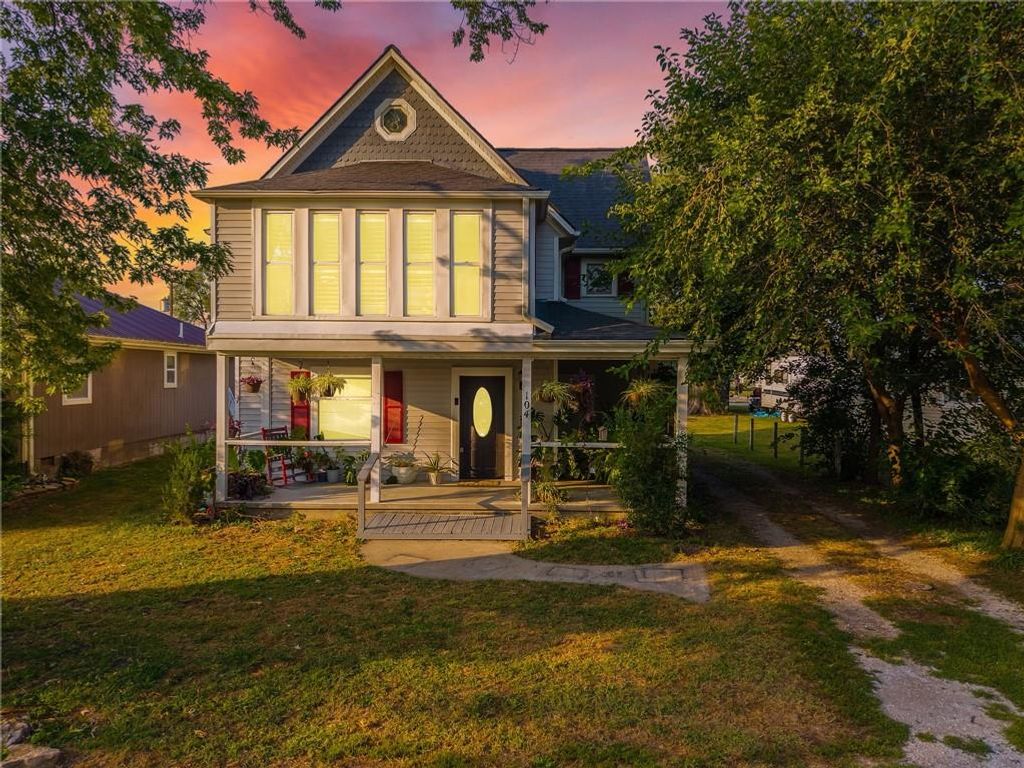 104 W Pine Street, Orrick, MO 64077