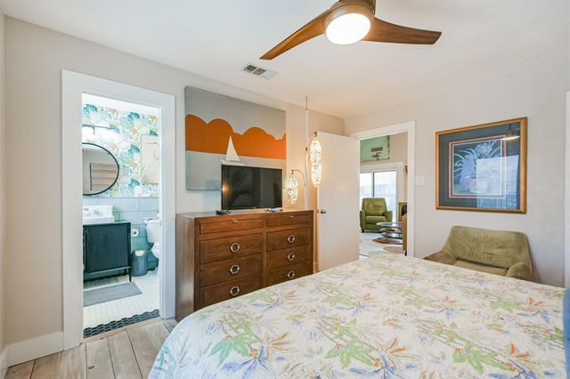 22112 Yoakum Drive, Galveston, TX 77554