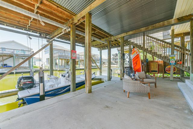 22112 Yoakum Drive, Galveston, TX 77554