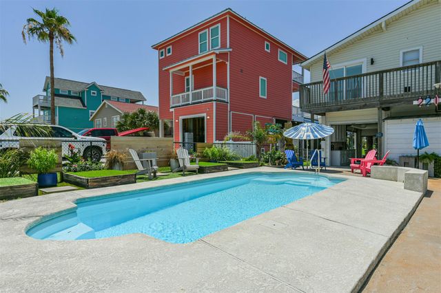 22112 Yoakum Drive, Galveston, TX 77554