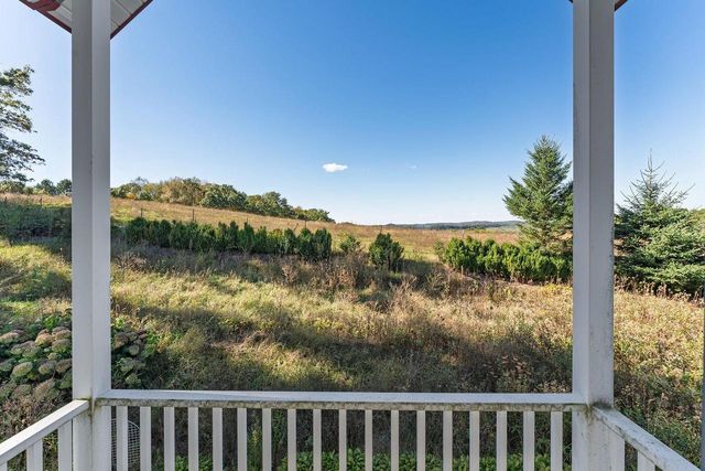 S1063 Highway 58, La Valle, WI 53941