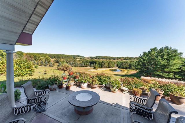 S1063 Highway 58, La Valle, WI 53941