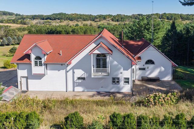 S1063 Highway 58, La Valle, WI 53941