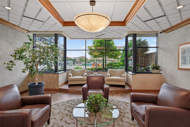 78 10th E Street 1909, Saint Paul, MN 55101