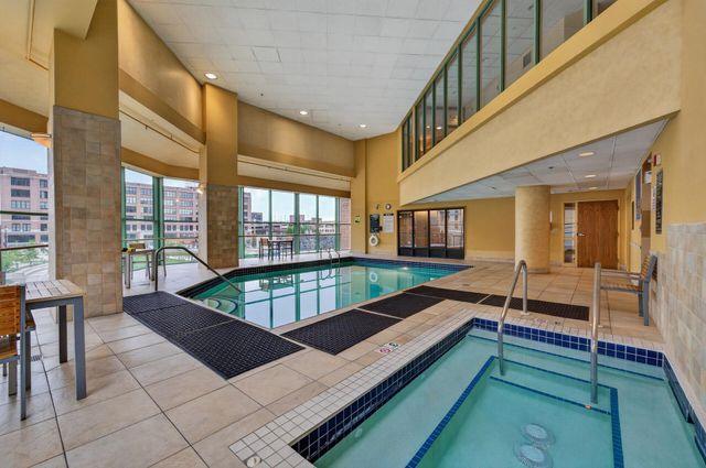 78 10th E Street 1909, Saint Paul, MN 55101