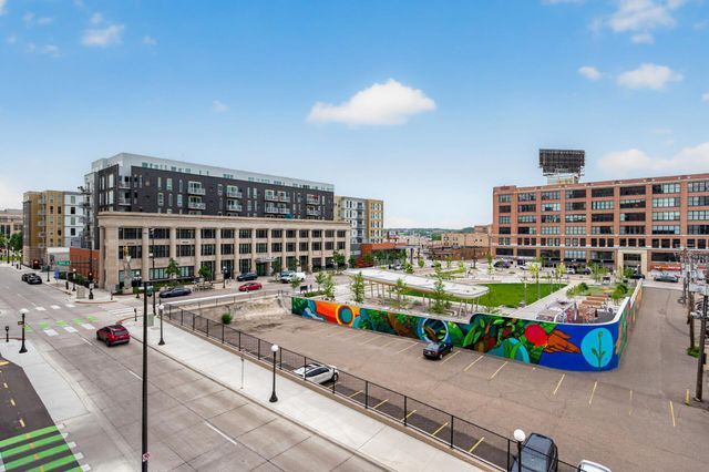 78 10th E Street 1909, Saint Paul, MN 55101