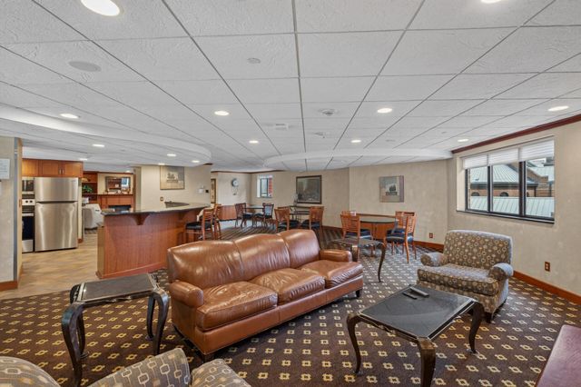 78 10th E Street 1909, Saint Paul, MN 55101