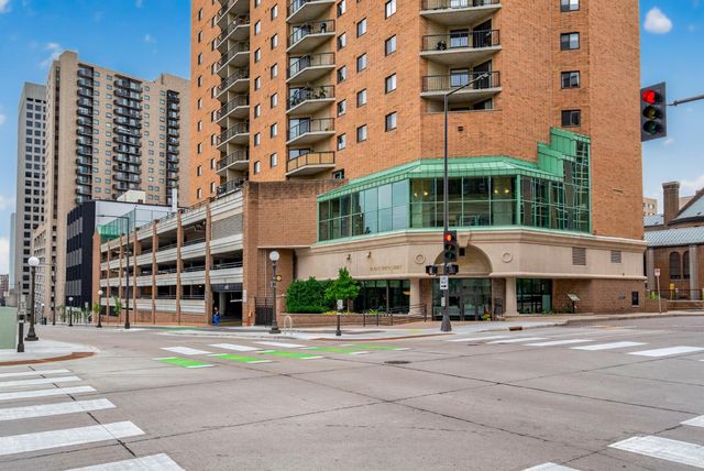 78 10th E Street 1909, Saint Paul, MN 55101