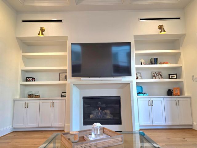 613 W 26th Street, Houston, TX 77008