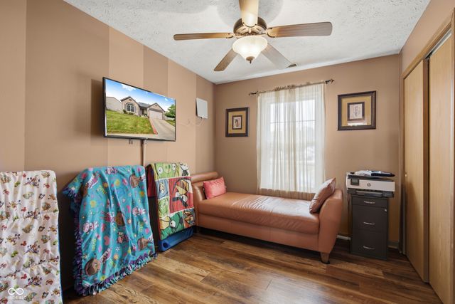 3127 N White River Parkway East Drive, Indianapolis, IN 46208