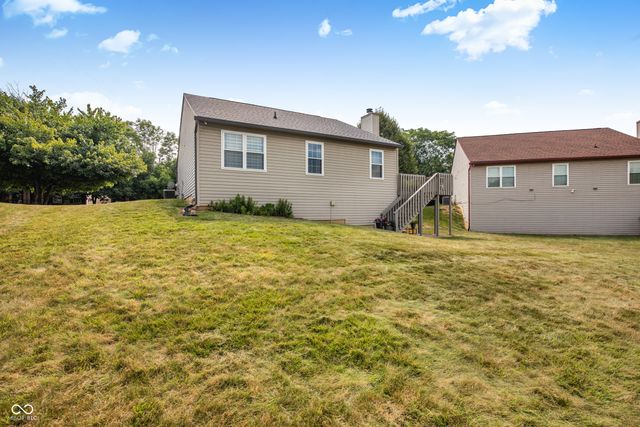 3127 N White River Parkway East Drive, Indianapolis, IN 46208