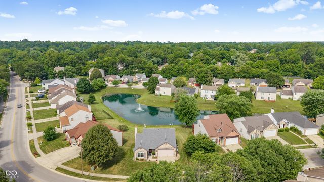 3127 N White River Parkway East Drive, Indianapolis, IN 46208