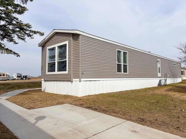 15 Randy Avenue, Melrose, MN 56352