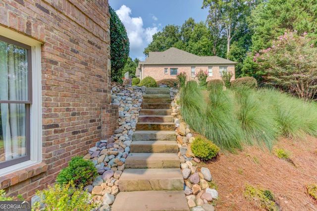 5318 Binghurst Court, Suwanee, GA 30024