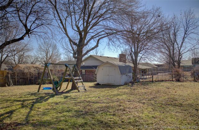 306 E 17th Street, Owasso, OK 74055