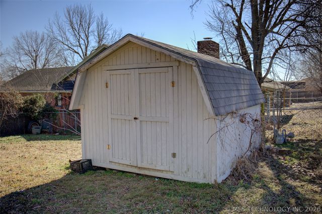 306 E 17th Street, Owasso, OK 74055