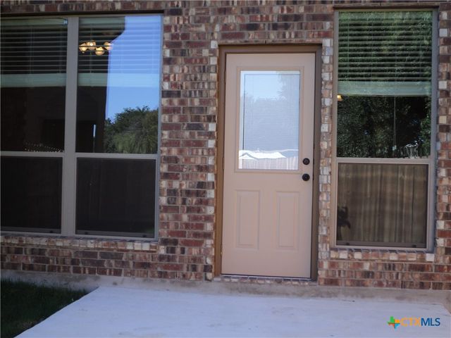 1109 Brown Rock Drive, New Braunfels, TX 78130
