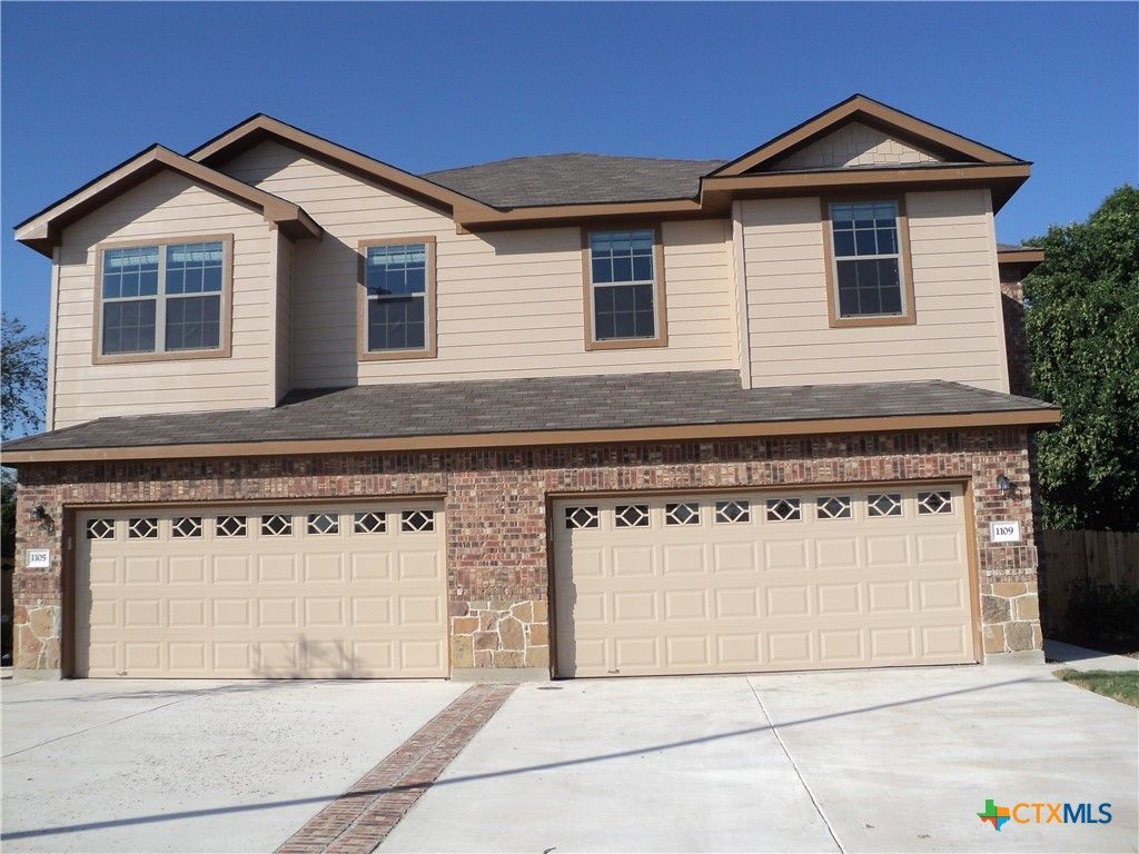 1109 Brown Rock Drive, New Braunfels, TX 78130
