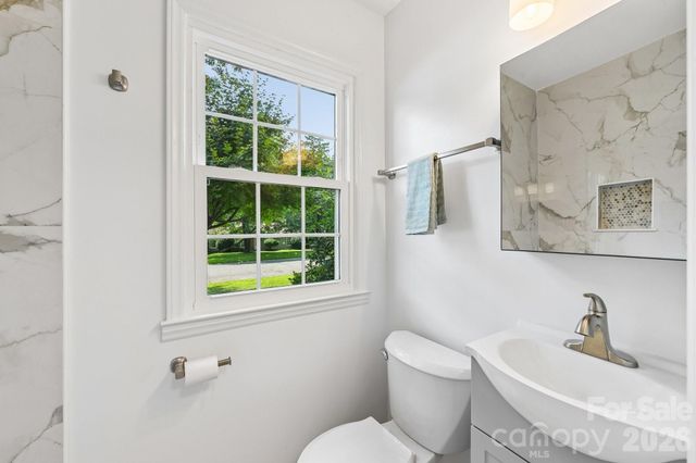 318 Red Roan Place, Charlotte, NC 28215