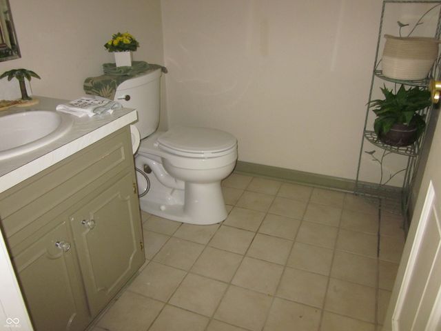 535 Montrose Court, Indianapolis, IN 46234