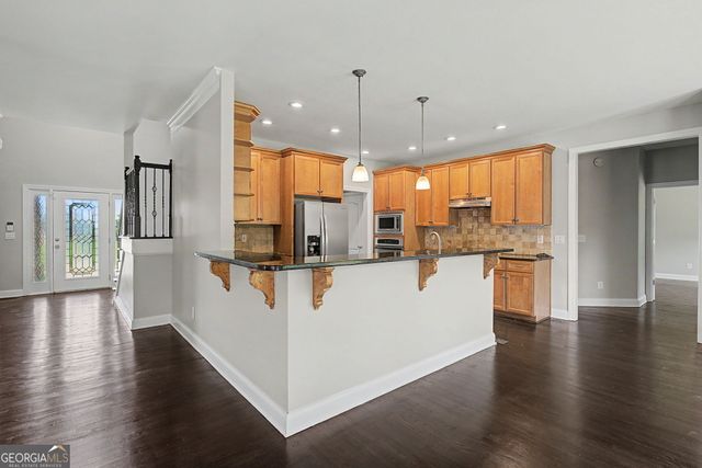 328 Thistlewood Run, Mcdonough, GA 30252