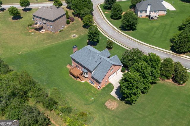 328 Thistlewood Run, Mcdonough, GA 30252