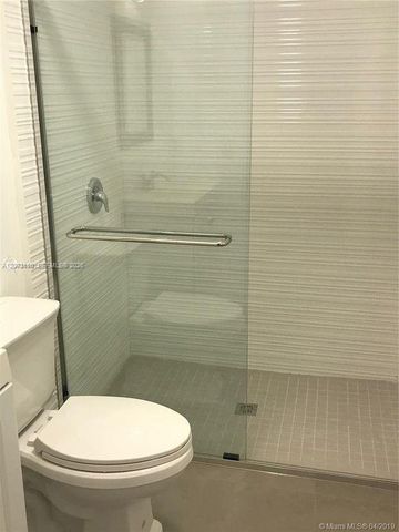 2600 NE 205th Street 2, Miami, FL 33180