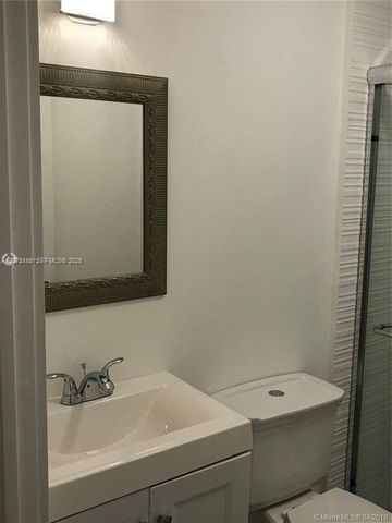 2600 NE 205th Street 2, Miami, FL 33180