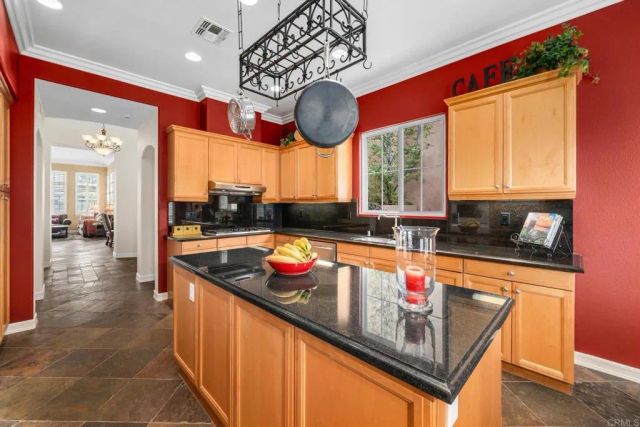 6779 Palermi Place, Carlsbad, CA 92011