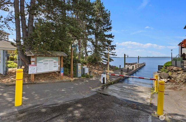 615 & 617 13th Avenue W, Kirkland, WA 98033