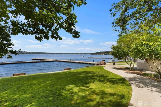 615 & 617 13th Avenue W, Kirkland, WA 98033