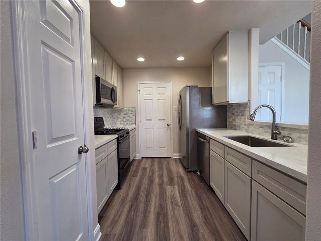 10903 Windfern Lakes Street, Houston, TX 77064
