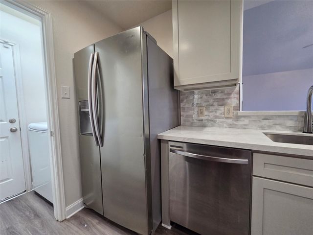 10903 Windfern Lakes Street, Houston, TX 77064