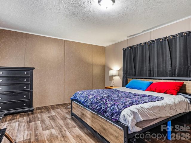 395 Old US 19 23 Highway, Candler, NC 28715