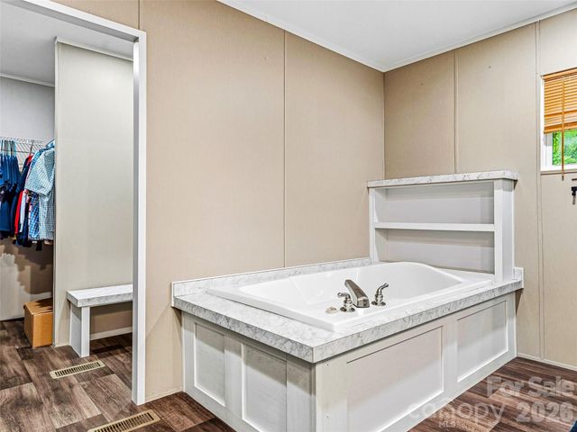 395 Old US 19 23 Highway, Candler, NC 28715