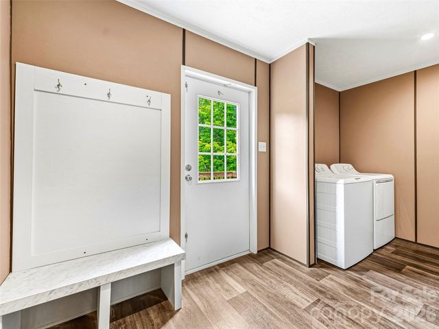 395 Old US 19 23 Highway, Candler, NC 28715