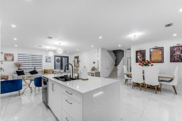 22712 SW 129th Avenue, Miami, FL 33170