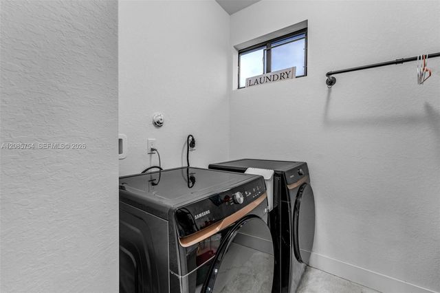 22712 SW 129th Avenue, Miami, FL 33170