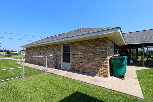 208 Gemini Street, Larose, LA 70373