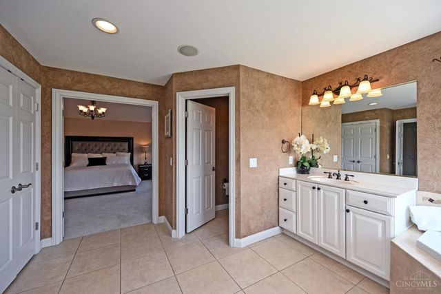 6323 Tarton Fields Lane, Mason, OH 45040