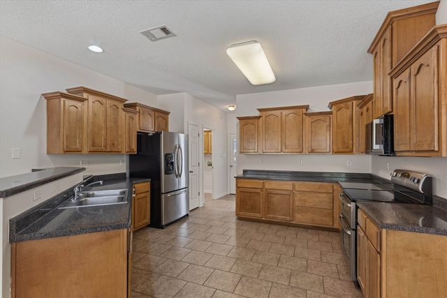 3671 HAYNES RD, Bartlett, TN 38133