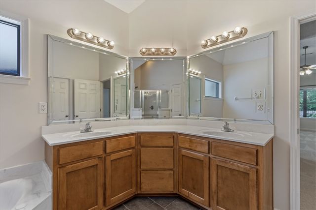 3671 HAYNES RD, Bartlett, TN 38133