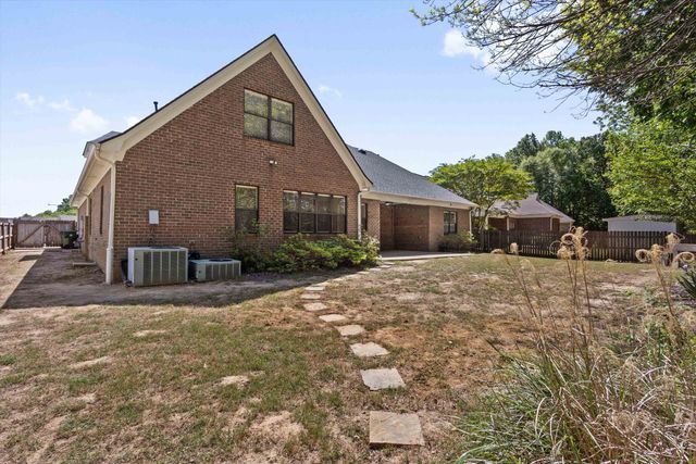3671 HAYNES RD, Bartlett, TN 38133