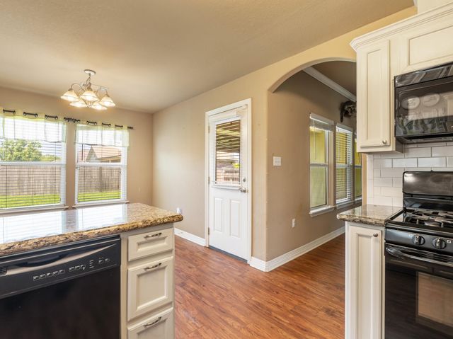 4804 Stingray Drive, Bay City, TX 77414