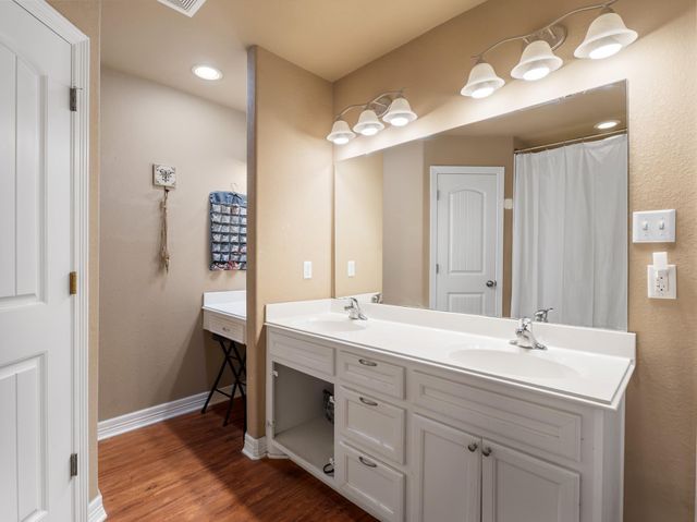 4804 Stingray Drive, Bay City, TX 77414