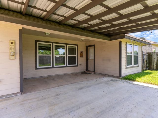 4804 Stingray Drive, Bay City, TX 77414