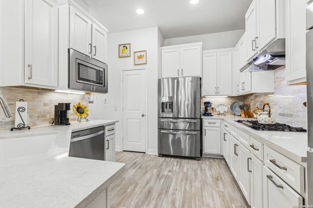 1719 Nightshade, San Antonio, TX 78260